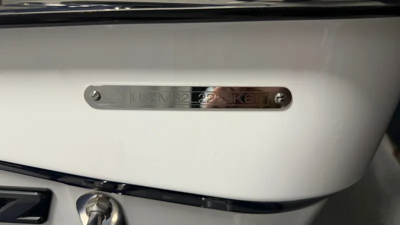 Slide: The Image of Malibu Wakesetter 24 MXZ 2017 - 132