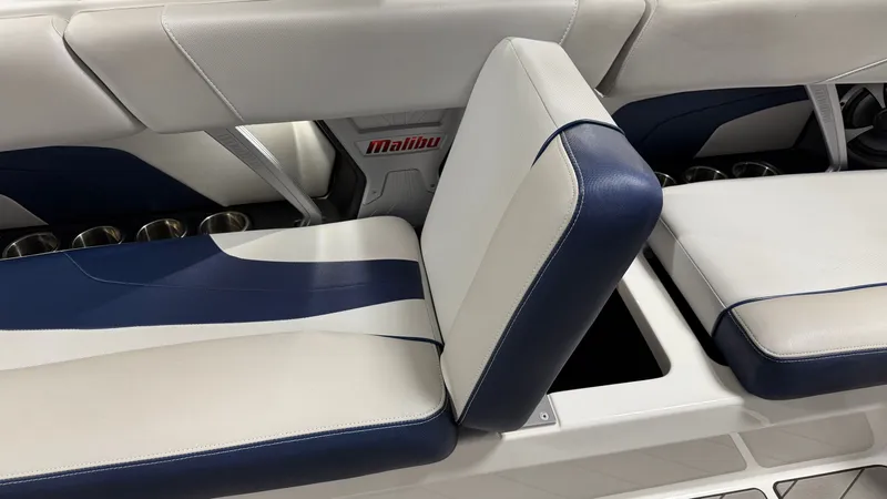 Slide: The Image of Malibu Wakesetter 24 MXZ 2017 - 56