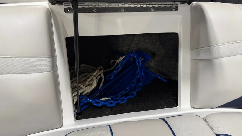 Slide: The Image of Malibu Wakesetter 24 MXZ 2017 - 98