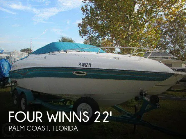 Slide: The Image of Four Winns 225 Sundowner 1996 - 0