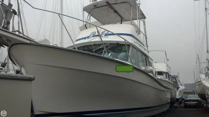 Slide: The Image of Henriques 35 Maine Coaster Sportfisherman 1984 - 5