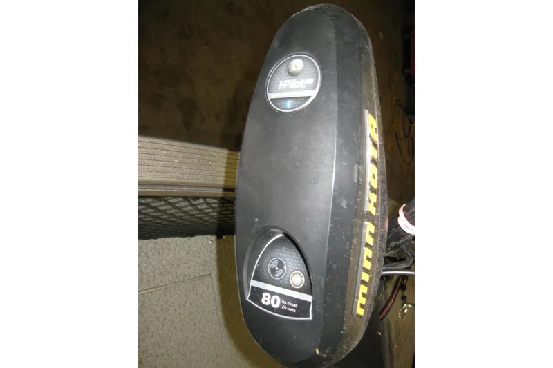 Slide: The Image of Minn Kota trolling motor on 2016 Lund 1775 Impact SS boat, 80 thrust, 24 volts. - 19