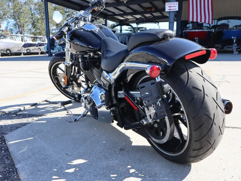 Slide: The Image of Harley-Davidson Breakout 2015 - 8