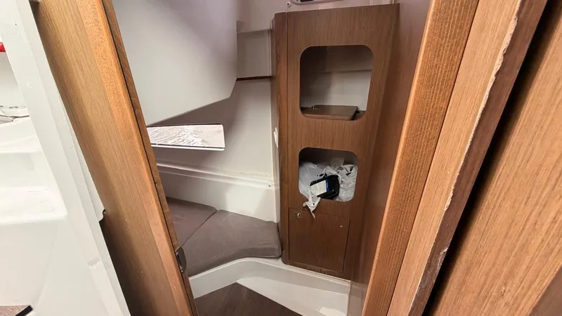 Slide: The Image of Beneteau 27 Antares 2021 - 11