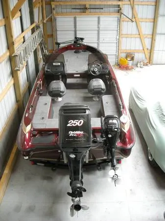 Slide: The Image of Triton 215X Walleye/Bass Boat 2008 - 5