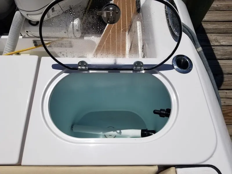 Slide: The Image of Livewell on a 2021 Southport 33 DC boat. - 20