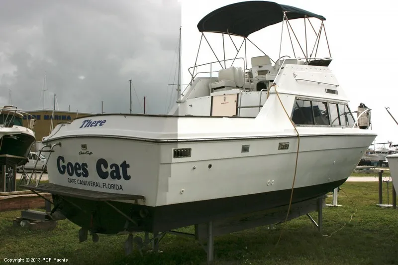 Slide: The Image of Chris-Craft 292 Catalina 1988 - 10