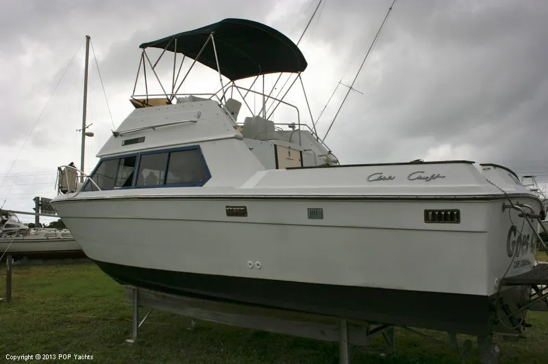 Slide: The Image of Chris-Craft 292 Catalina 1988 - 8
