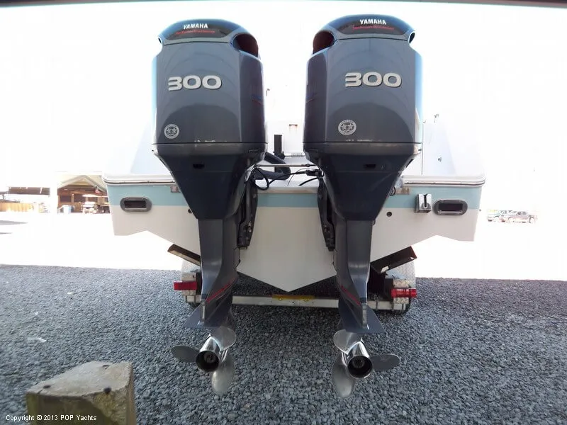 Slide: The Image of Regulator Marine 32 FS Center Console 2005 - 11