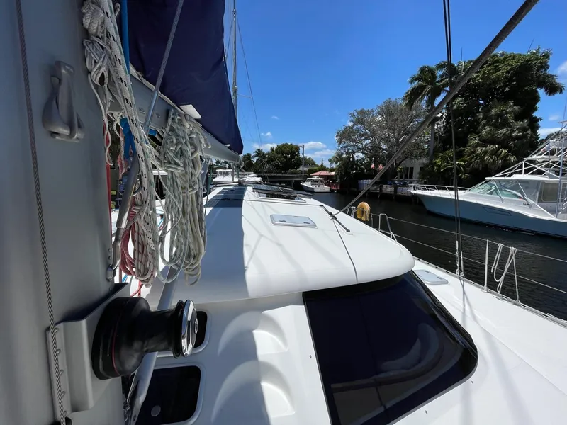 Slide: The Image of Knysna 500 SE 2016 sailboat docked on a sunny day. - 32