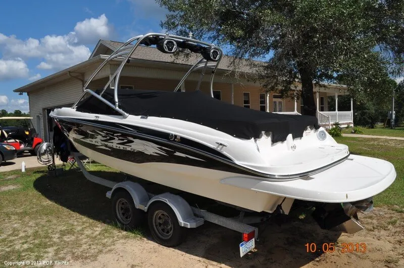 Slide: The Image of Bayliner 225 Flight Series 2009 - 1
