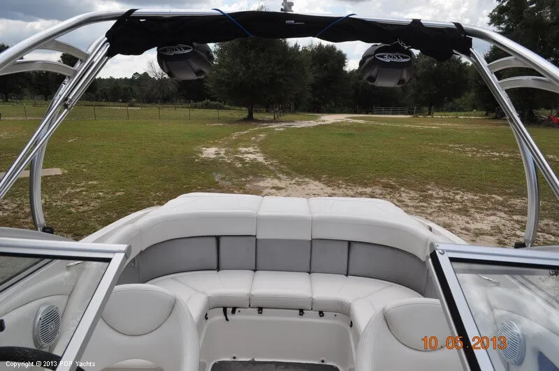Slide: The Image of Bayliner 225 Flight Series 2009 - 11
