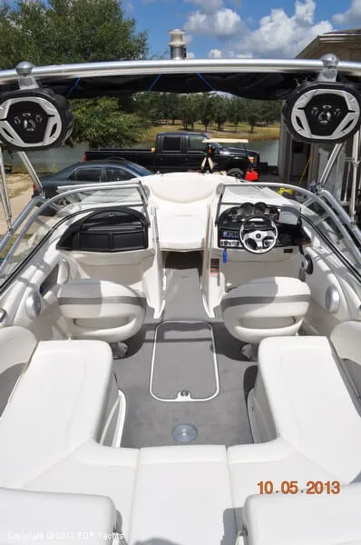 Slide: The Image of Bayliner 225 Flight Series 2009 - 5