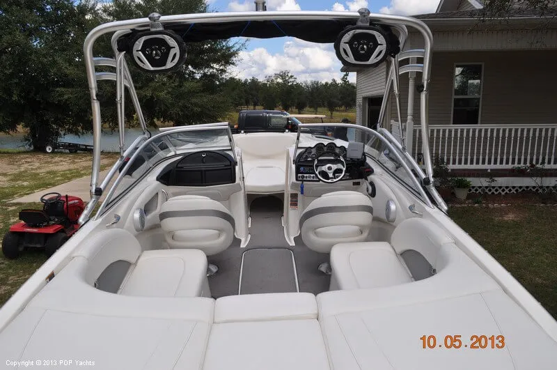 Slide: The Image of Bayliner 225 Flight Series 2009 - 6