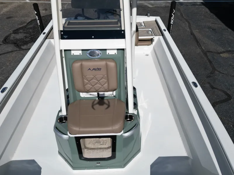 Slide: The Image of Avid 23 Mag 2026 - 12