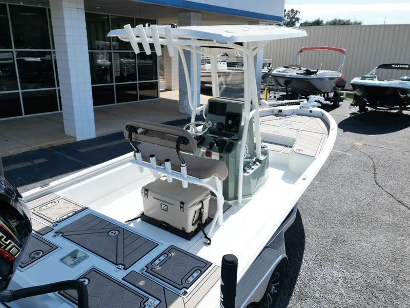 Slide: The Image of Avid 23 Mag 2026 - 16