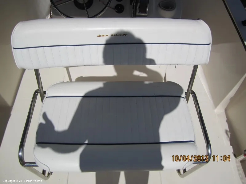 Slide: The Image of Sea Hunt Triton 202 Center Console 2003 - 9