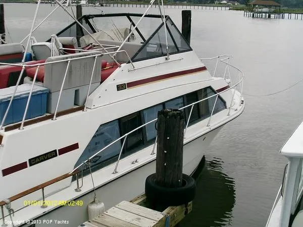Slide: The Image of Carver Yachts 33 Mariner 1984 - 1