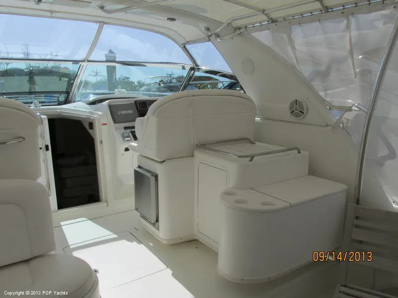 Slide: The Image of Sea Ray 370 Express Cruiser 1997 - 4