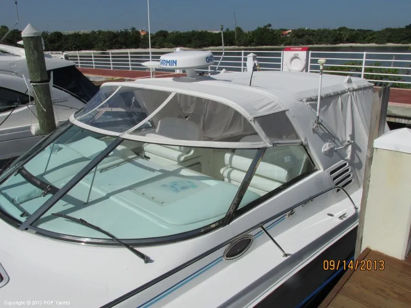 Slide: The Image of Sea Ray 370 Express Cruiser 1997 - 7