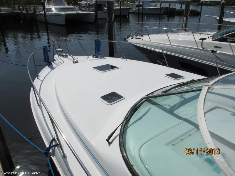 Slide: The Image of Sea Ray 370 Express Cruiser 1997 - 8