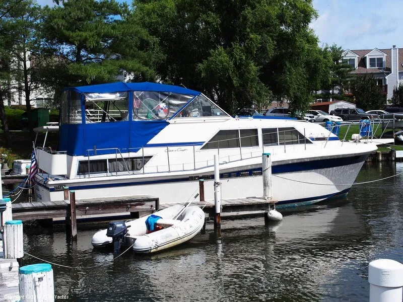 Slide: The Image of Chris-Craft 381 Catalina 1983 - 9