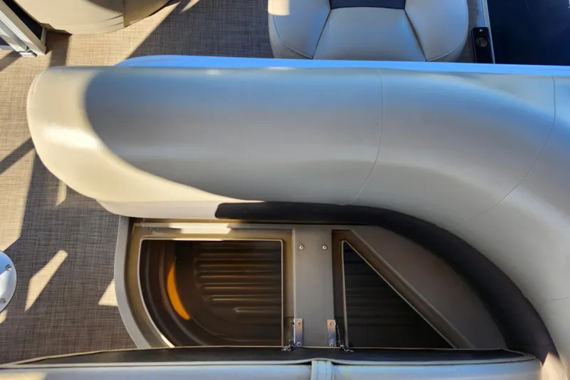 Slide: The Image of 2023 Sun Tracker Bass Buggy 18 DLX boat seat with storage compartment. - 26