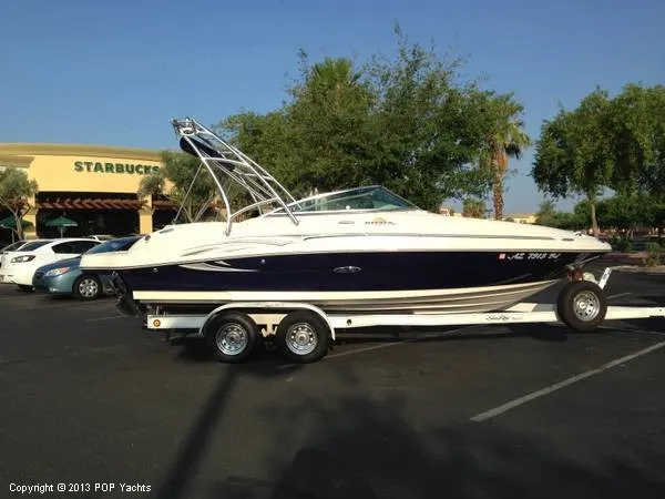 Slide: The Image of Sea Ray 220 Sundeck 2005 - 3