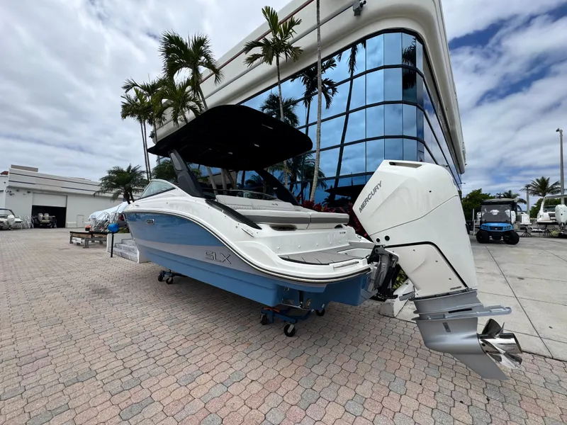 Slide: The Image of Sea Ray SLX 260 Outboard 2026 - 2