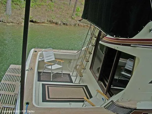 Slide: The Image of Trojan 33 International Flybridge Sportfish 1982 - 10