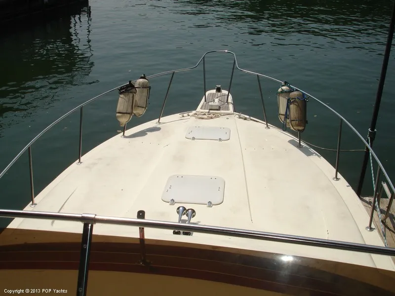 Slide: The Image of Trojan 33 International Flybridge Sportfish 1982 - 5