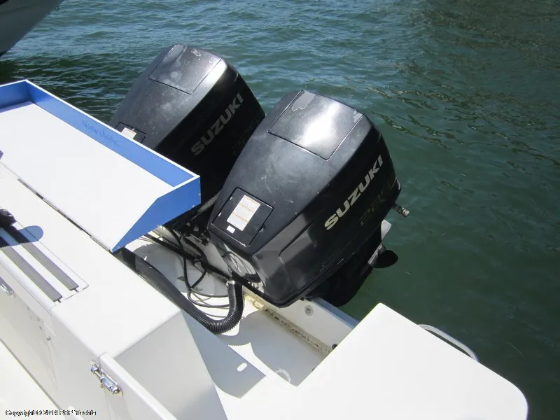 Slide: The Image of Wellcraft 290 Coastal 2000 - 9