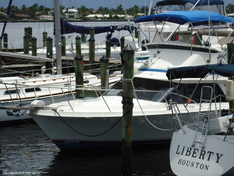 Slide: The Image of Blackfin 29 Flybridge 1986 - 9