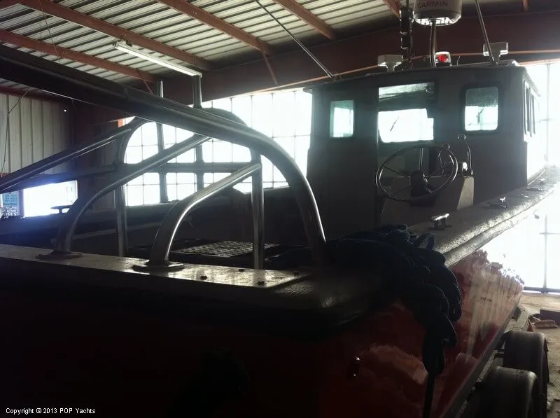 Slide: The Image of C-Hawk 25 Cabin 1986 - 11