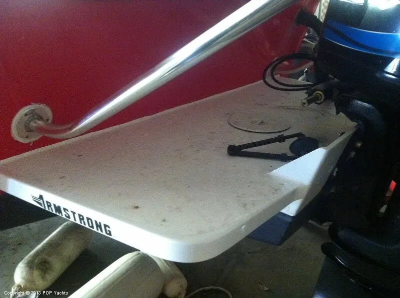 Slide: The Image of C-Hawk 25 Cabin 1986 - 6