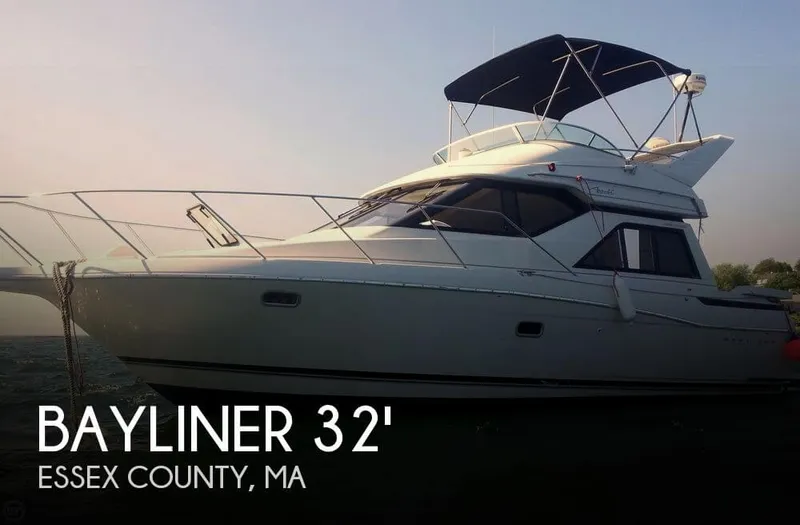 Slide: The Image of Bayliner 3258 Command Bridge 1995 - 0