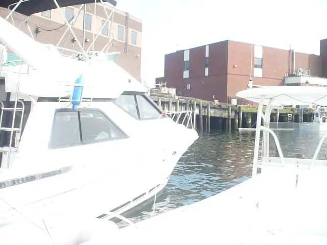 Slide: The Image of Bayliner 3258 Command Bridge 1995 - 11