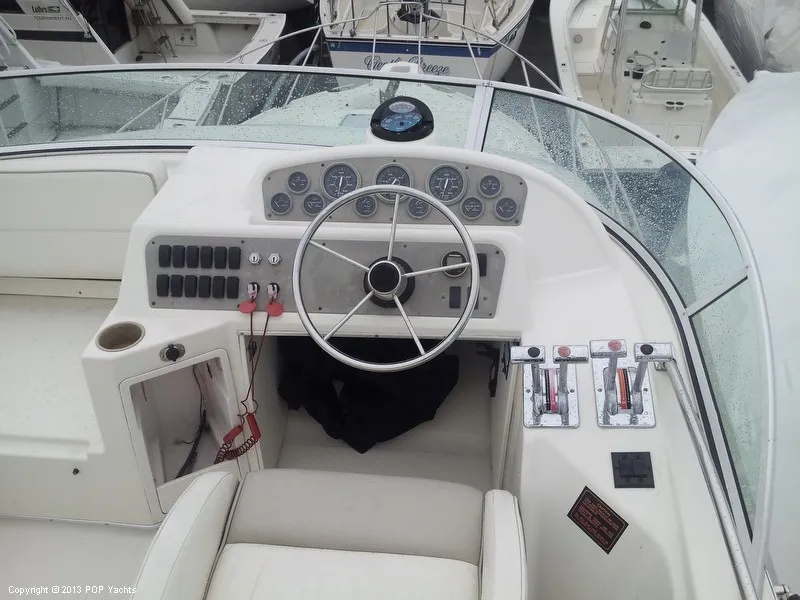 Slide: The Image of Bayliner 3258 Command Bridge 1995 - 2
