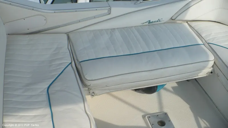 Slide: The Image of Bayliner 3258 Command Bridge 1995 - 5