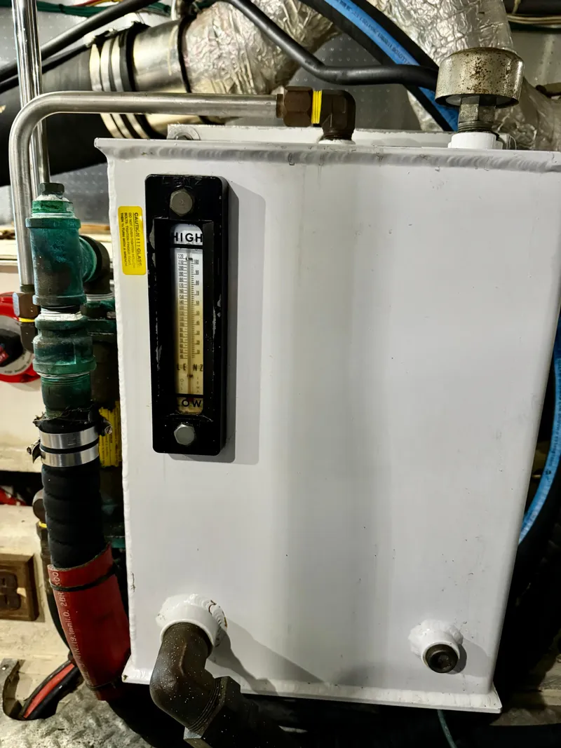 Slide: The Image of McKinna 48 Pilothouse 1997 - 58