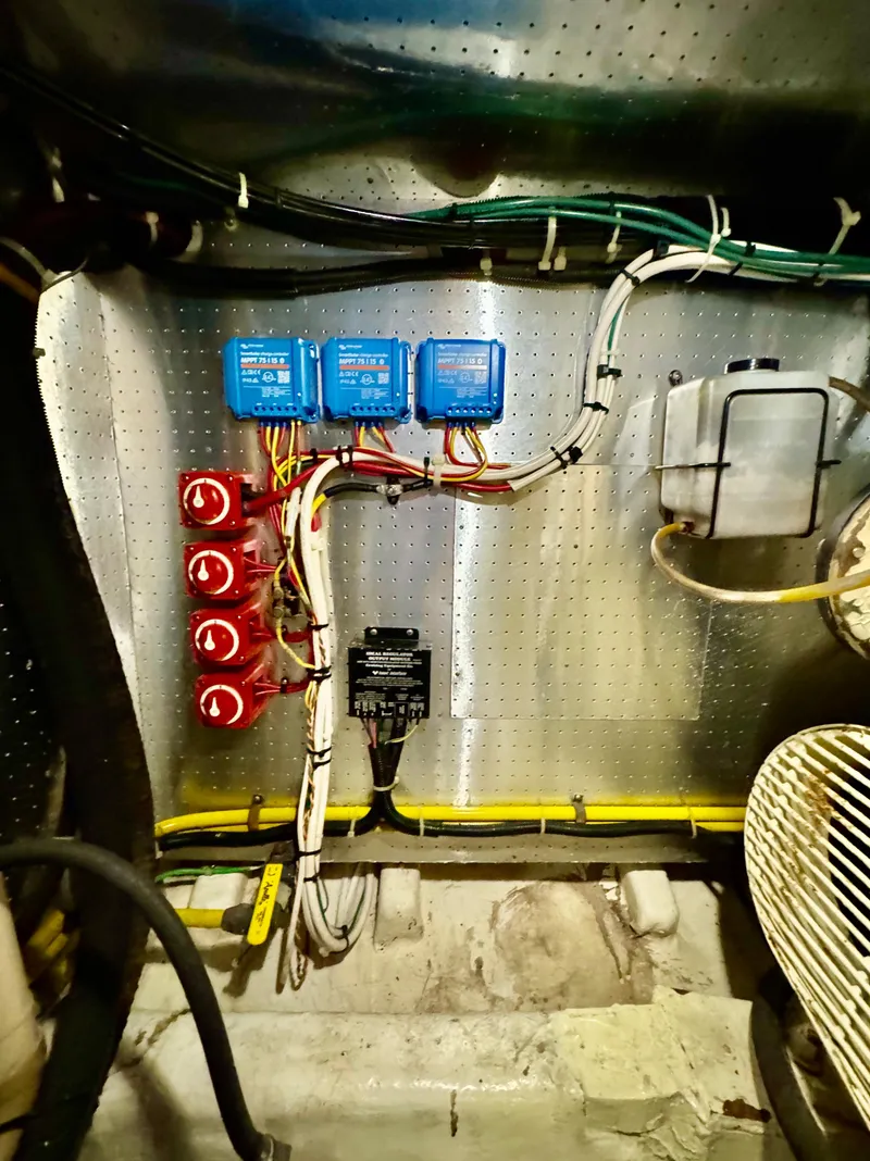 Slide: The Image of McKinna 48 Pilothouse 1997 - 65