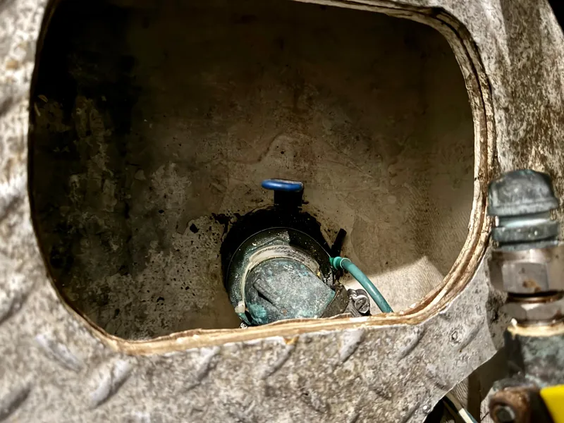 Slide: The Image of McKinna 48 Pilothouse 1997 - 70