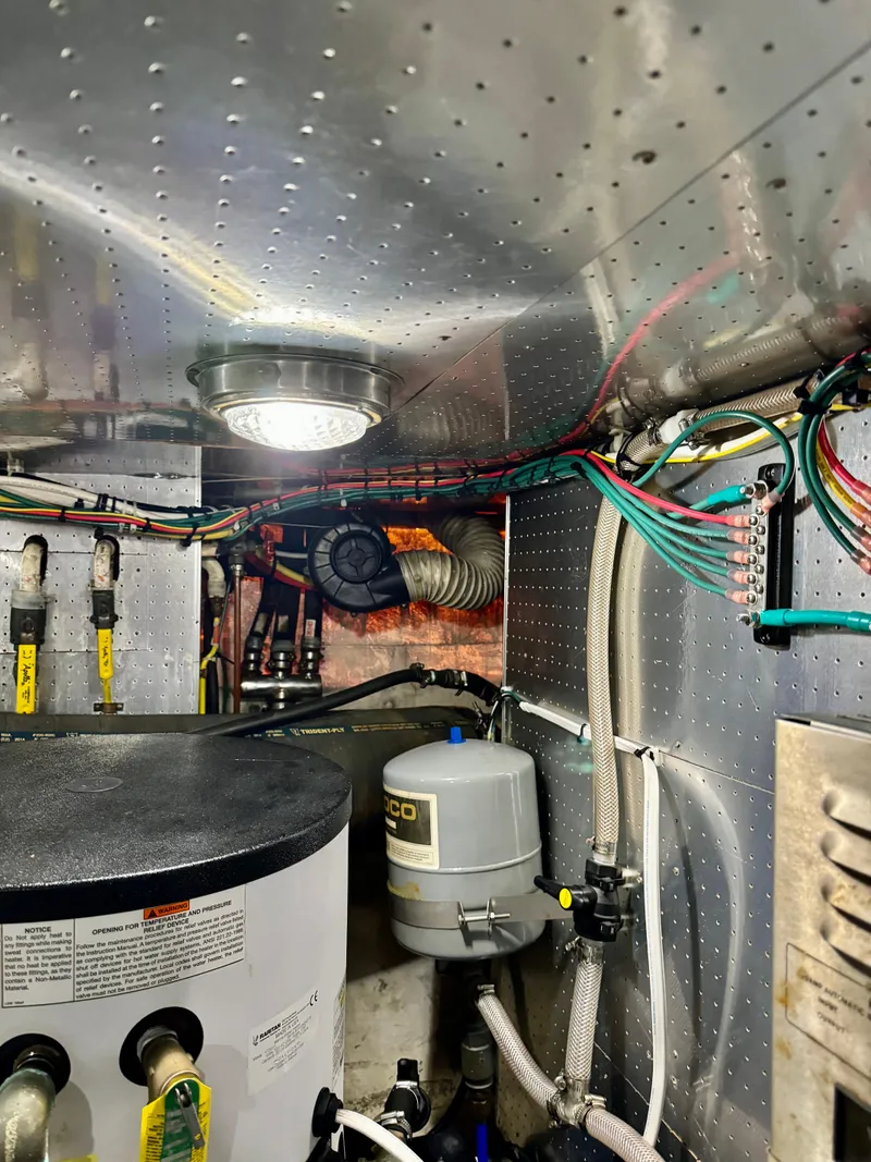 Slide: The Image of McKinna 48 Pilothouse 1997 - 73