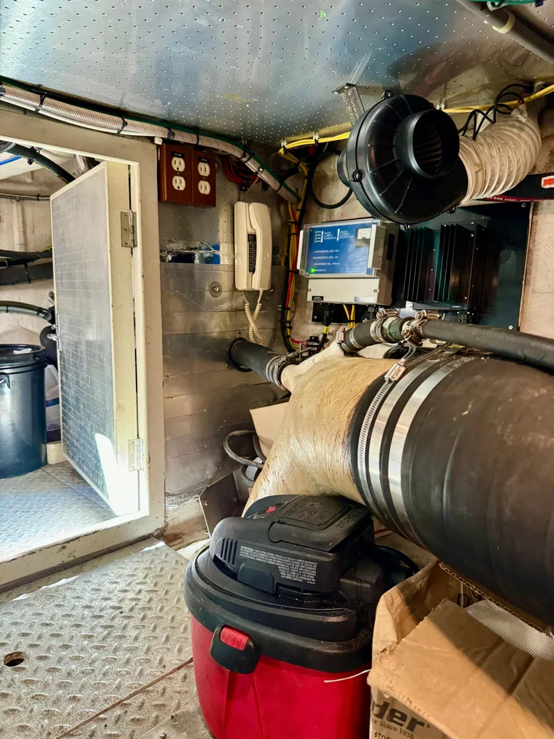 Slide: The Image of McKinna 48 Pilothouse 1997 - 74