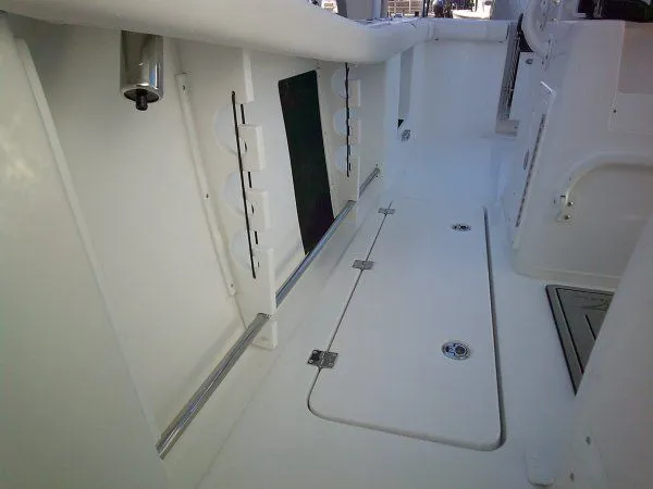 Slide: The Image of Tidewater 272 CC Adventure 2026 - 10