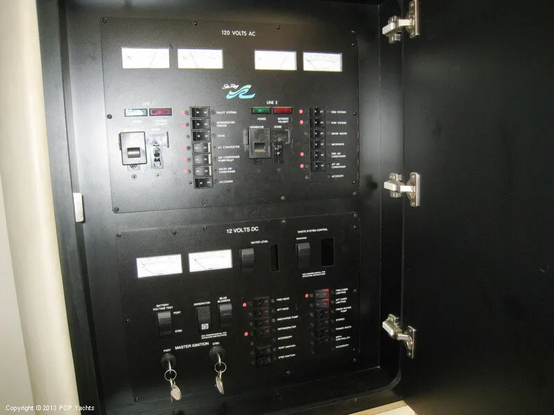 Slide: The Image of Sea Ray 370 Aft Cabin 1998 - 10