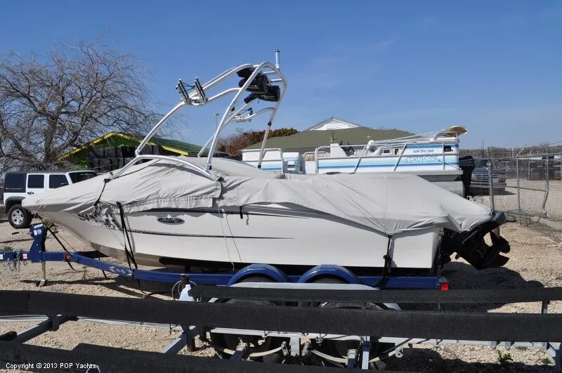 Slide: The Image of Sea Ray 195 Sport 2010 - 11