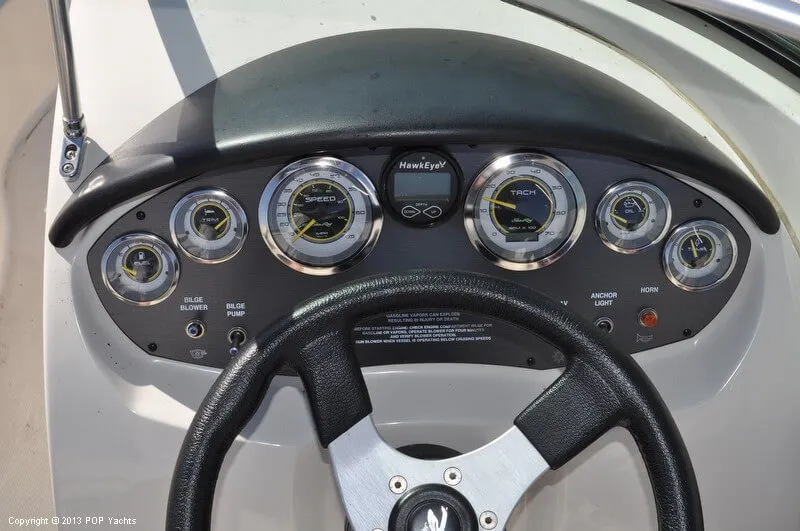 Slide: The Image of Sea Ray 195 Sport 2010 - 3