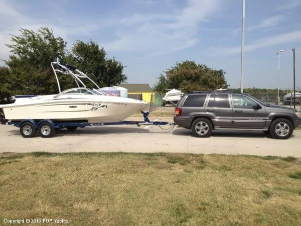 Slide: The Image of Sea Ray 195 Sport 2010 - 5