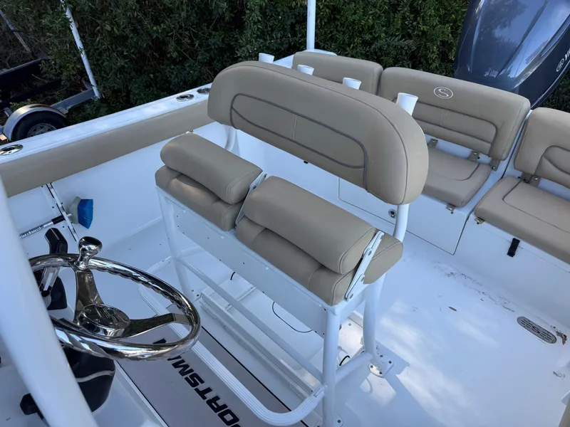 Slide: The Image of Sportsman Heritage 231 Center Console 2015 - 3